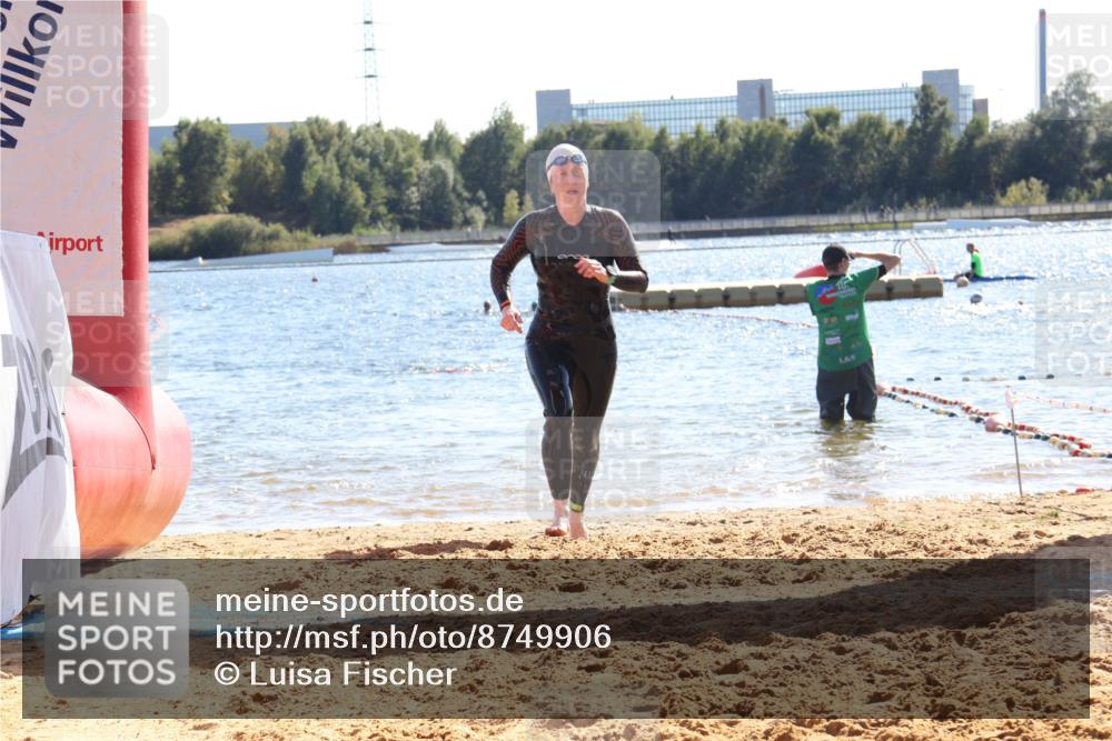 07.09.2025 - 19. Norderstedt Triathlon Luisa Fischer http://msf.ph/oto/8749906 07.09.2025 15:15:37 Schwimmen 1541 meine-sportfotos.de