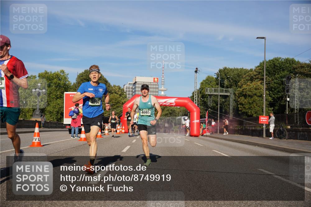 07.09.2025 - BARMER Alsterlauf Yannick Fuchs http://msf.ph/oto/8749919 07.09.2025 09:34:32 Laufen 5, 3597, 4665 meine-sportfotos.de