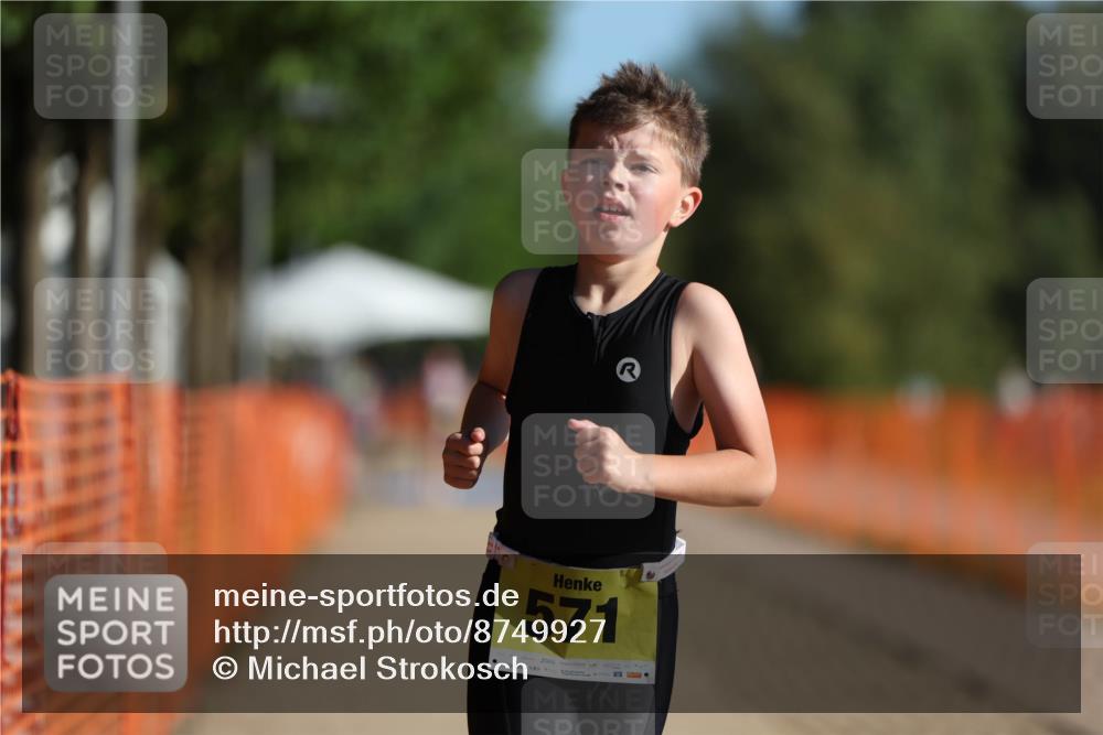 07.09.2025 - 19. Norderstedt Triathlon Michael Strokosch http://msf.ph/oto/8749927 07.09.2025 09:50:22 Laufen 571 meine-sportfotos.de