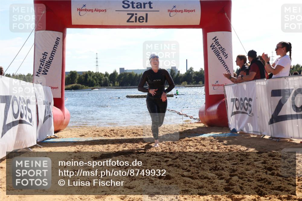 07.09.2025 - 19. Norderstedt Triathlon Luisa Fischer http://msf.ph/oto/8749932 07.09.2025 15:15:39 Schwimmen 1541 meine-sportfotos.de
