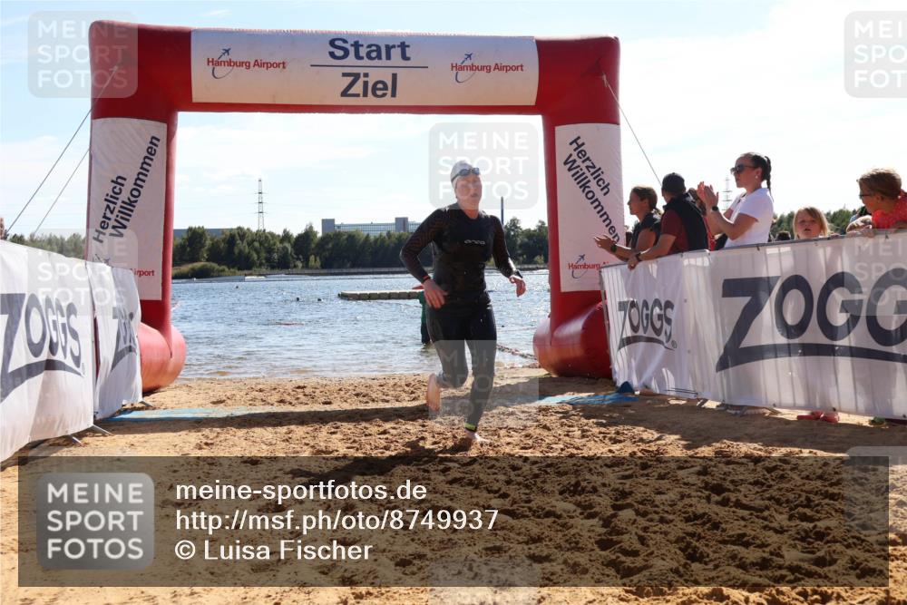 07.09.2025 - 19. Norderstedt Triathlon Luisa Fischer http://msf.ph/oto/8749937 07.09.2025 15:15:39 Schwimmen 1541 meine-sportfotos.de