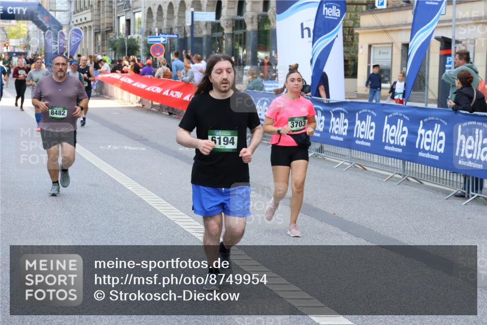 07.09.2025 - BARMER Alsterlauf Strokosch-Dieckow http://msf.ph/oto/8749954 07.09.2025 10:15:44 Ziel 2321, 2343, 2354, 2690, 2943, 2961, 2974, 3061, 3429, 3430, 3621, 3648, 3649, 3742, 3772, 3903, 4221, 4315, 4468, 4538, 4719, 4720, 4768, 5121, 5563, 5756, 8018, 8222, 8313 meine-sportfotos.de