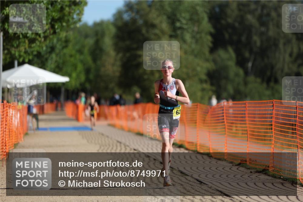 07.09.2025 - 19. Norderstedt Triathlon Michael Strokosch http://msf.ph/oto/8749971 07.09.2025 09:50:37 Laufen 628 meine-sportfotos.de