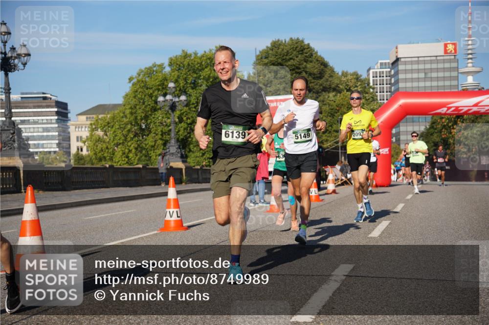 07.09.2025 - BARMER Alsterlauf Yannick Fuchs http://msf.ph/oto/8749989 07.09.2025 09:34:36 Laufen 6139, 5149, 2097 meine-sportfotos.de