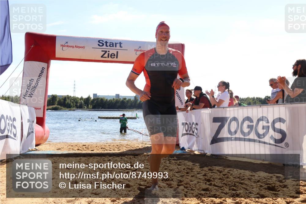 07.09.2025 - 19. Norderstedt Triathlon Luisa Fischer http://msf.ph/oto/8749993 07.09.2025 15:16:03 Schwimmen 412 meine-sportfotos.de