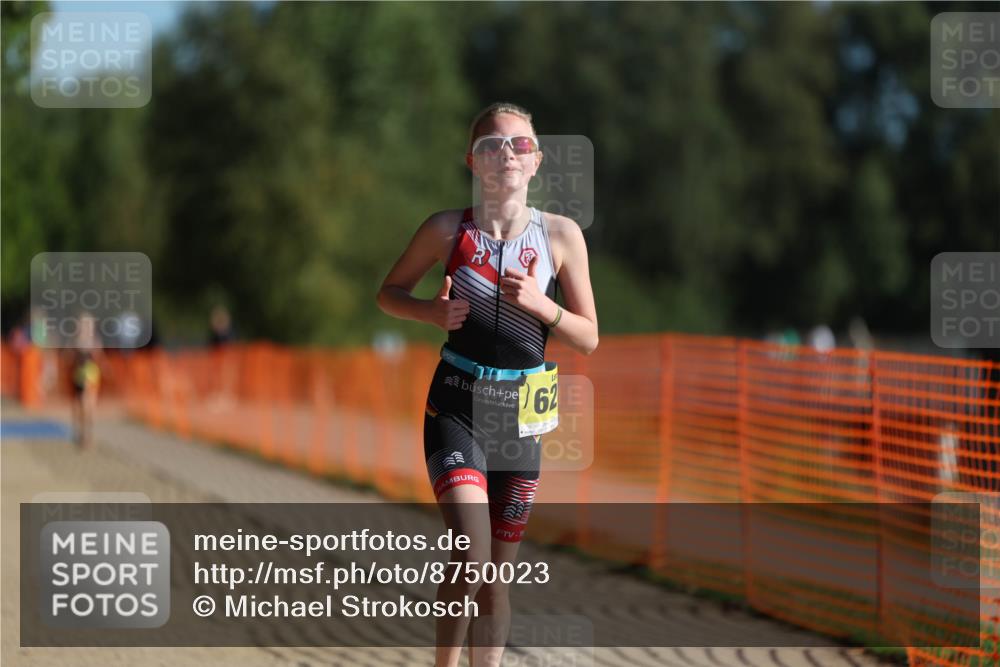 07.09.2025 - 19. Norderstedt Triathlon Michael Strokosch http://msf.ph/oto/8750023 07.09.2025 09:50:39 Laufen 628 meine-sportfotos.de