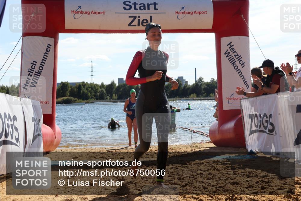 07.09.2025 - 19. Norderstedt Triathlon Luisa Fischer http://msf.ph/oto/8750056 07.09.2025 15:16:51 Schwimmen 941, 957, 1418 meine-sportfotos.de