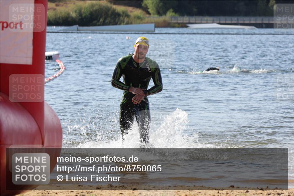 07.09.2025 - 19. Norderstedt Triathlon Luisa Fischer http://msf.ph/oto/8750065 07.09.2025 11:13:35 Schwimmen 1383 meine-sportfotos.de