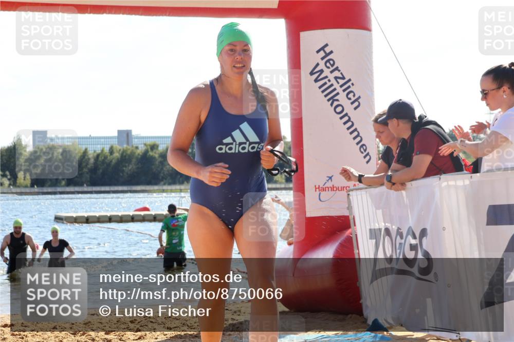 07.09.2025 - 19. Norderstedt Triathlon Luisa Fischer http://msf.ph/oto/8750066 07.09.2025 15:16:55 Schwimmen 941, 957, 1418 meine-sportfotos.de