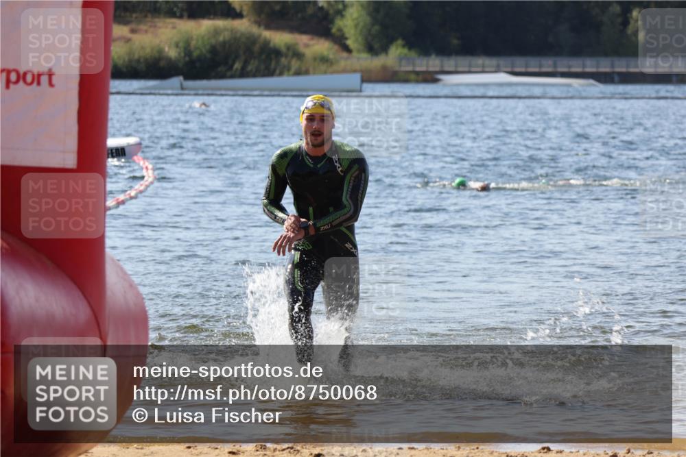 07.09.2025 - 19. Norderstedt Triathlon Luisa Fischer http://msf.ph/oto/8750068 07.09.2025 11:13:35 Schwimmen 1383 meine-sportfotos.de
