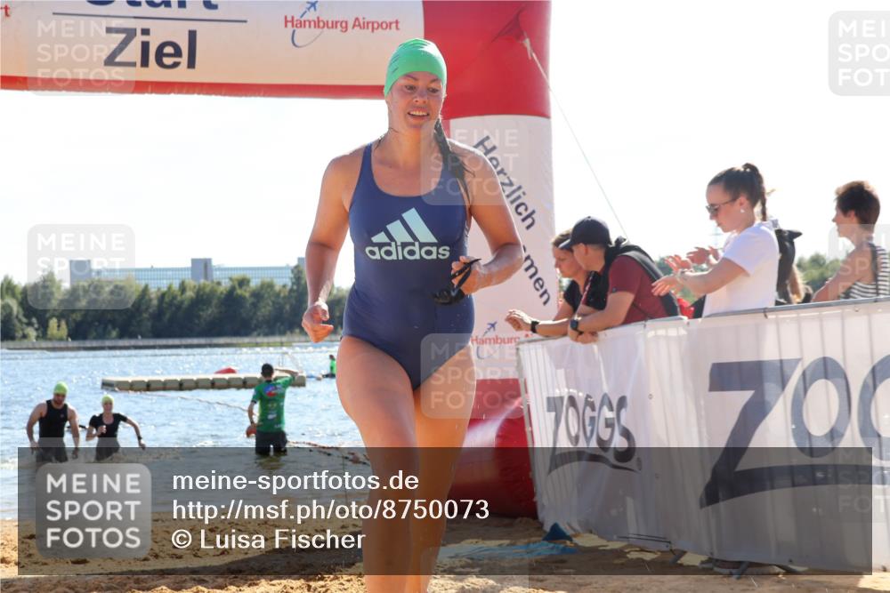 07.09.2025 - 19. Norderstedt Triathlon Luisa Fischer http://msf.ph/oto/8750073 07.09.2025 15:16:55 Schwimmen 941, 957, 1418 meine-sportfotos.de