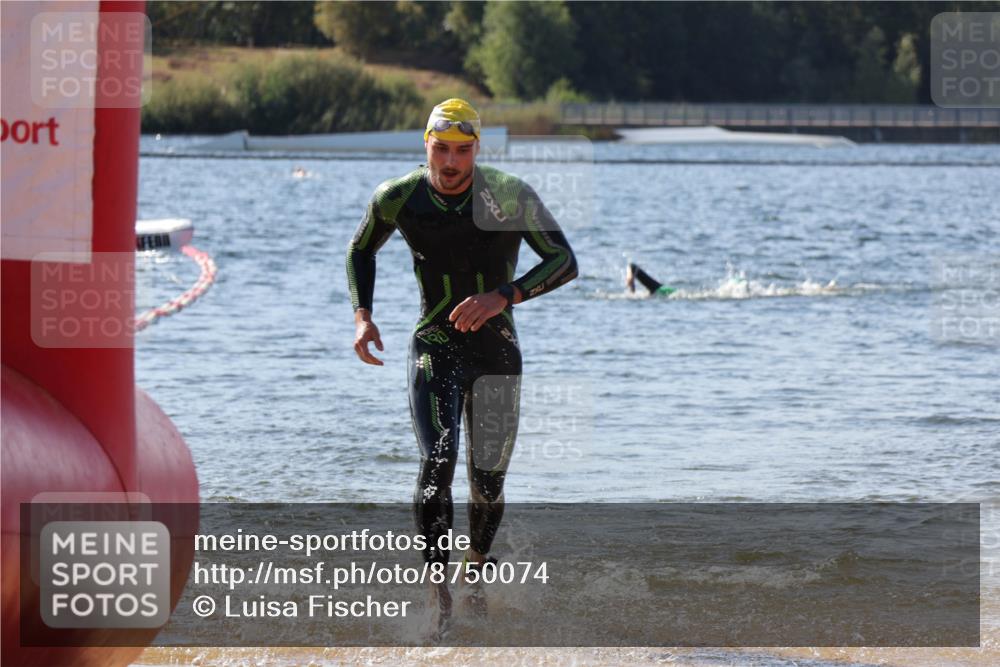 07.09.2025 - 19. Norderstedt Triathlon Luisa Fischer http://msf.ph/oto/8750074 07.09.2025 11:13:36 Schwimmen 1383 meine-sportfotos.de