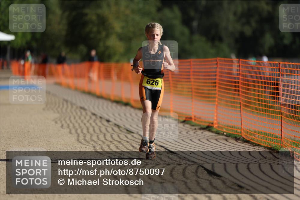 07.09.2025 - 19. Norderstedt Triathlon Michael Strokosch http://msf.ph/oto/8750097 07.09.2025 09:50:53 Laufen 626 meine-sportfotos.de