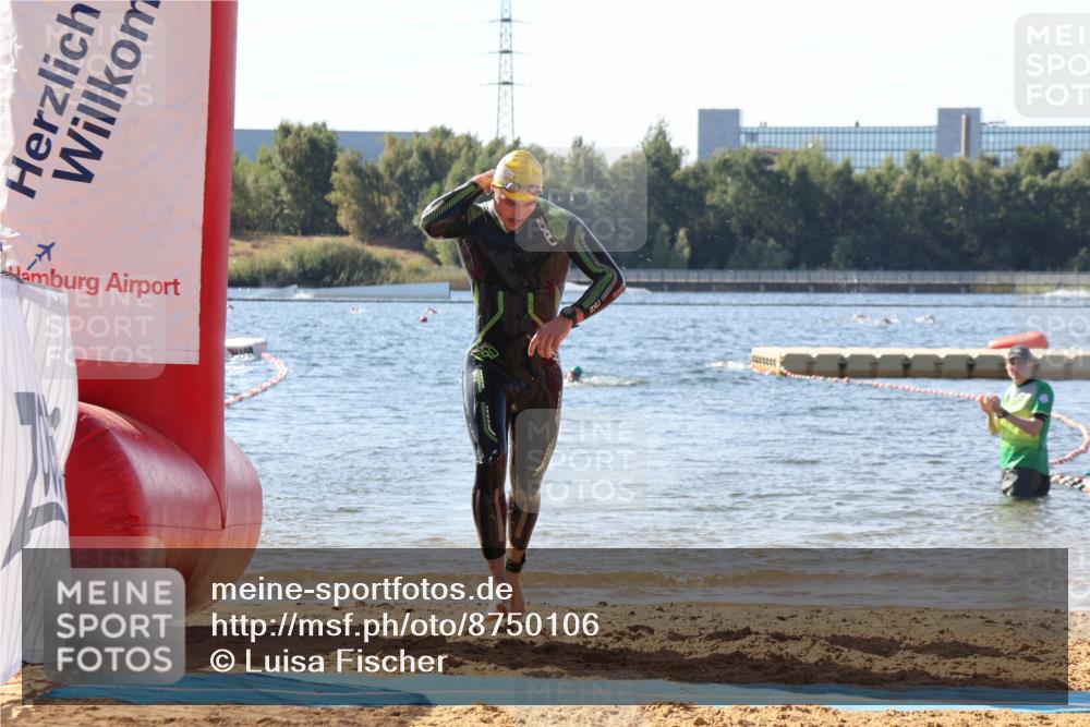07.09.2025 - 19. Norderstedt Triathlon Luisa Fischer http://msf.ph/oto/8750106 07.09.2025 11:13:38 Schwimmen 1383 meine-sportfotos.de