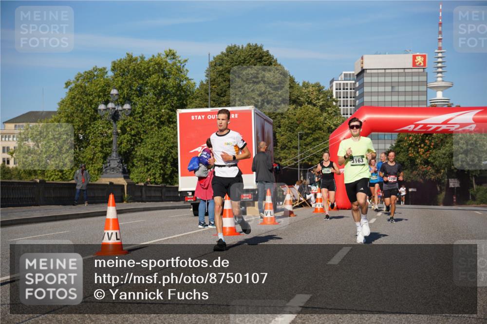 07.09.2025 - BARMER Alsterlauf Yannick Fuchs http://msf.ph/oto/8750107 07.09.2025 09:34:39 Laufen 2106, 3163, 2250 meine-sportfotos.de