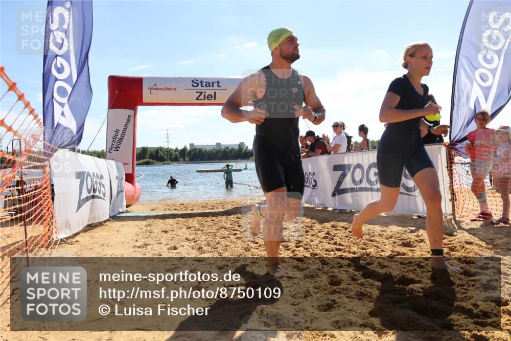 07.09.2025 - 19. Norderstedt Triathlon Luisa Fischer http://msf.ph/oto/8750109 07.09.2025 15:17:04 Schwimmen 875, 912, 957 meine-sportfotos.de