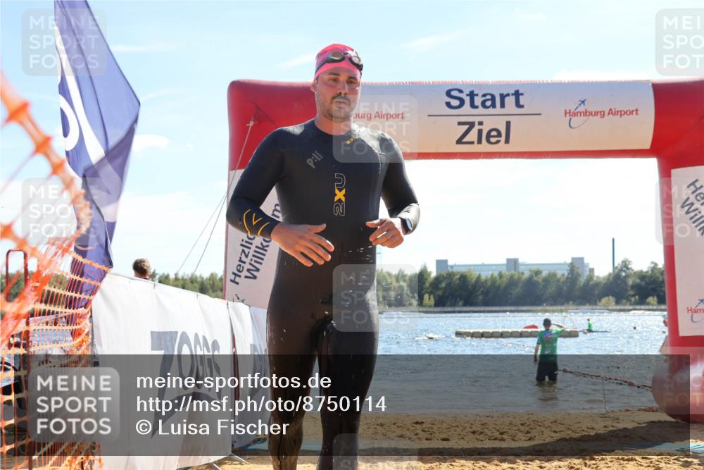 07.09.2025 - 19. Norderstedt Triathlon Luisa Fischer http://msf.ph/oto/8750114 07.09.2025 15:17:16 Schwimmen 1458 meine-sportfotos.de
