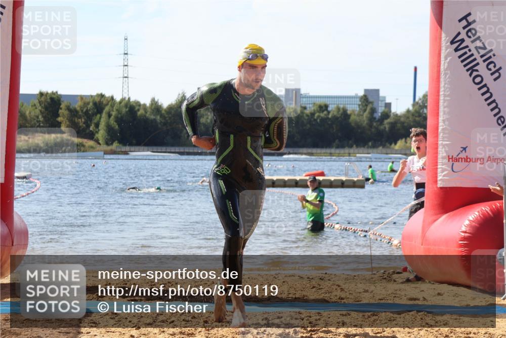 07.09.2025 - 19. Norderstedt Triathlon Luisa Fischer http://msf.ph/oto/8750119 07.09.2025 11:13:39 Schwimmen 1383 meine-sportfotos.de