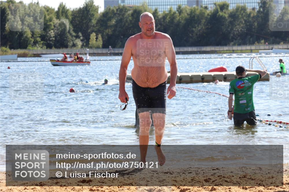 07.09.2025 - 19. Norderstedt Triathlon Luisa Fischer http://msf.ph/oto/8750121 07.09.2025 15:18:20 Schwimmen 1516 meine-sportfotos.de