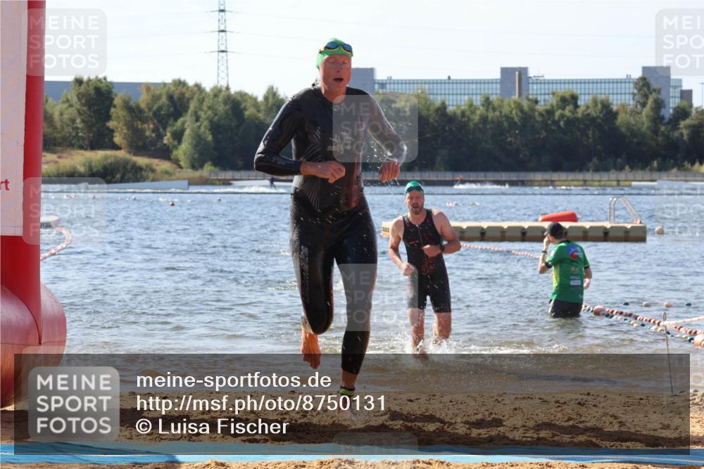 07.09.2025 - 19. Norderstedt Triathlon Luisa Fischer http://msf.ph/oto/8750131 07.09.2025 11:14:12 Schwimmen 746, 787 meine-sportfotos.de