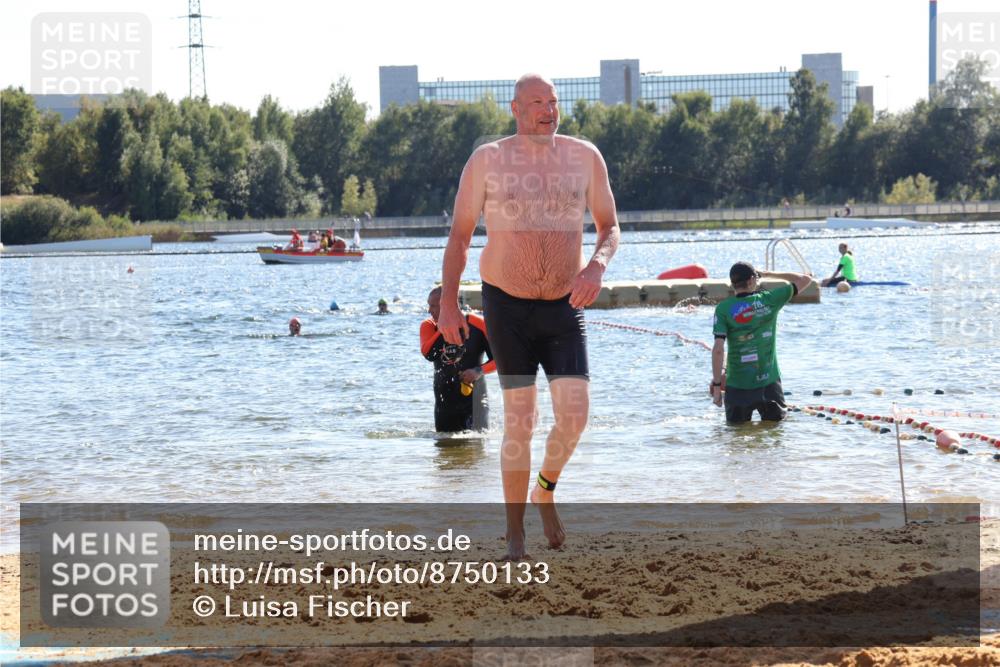 07.09.2025 - 19. Norderstedt Triathlon Luisa Fischer http://msf.ph/oto/8750133 07.09.2025 15:18:21 Schwimmen 1516 meine-sportfotos.de