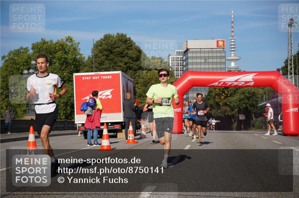 07.09.2025 - BARMER Alsterlauf Yannick Fuchs http://msf.ph/oto/8750141 07.09.2025 09:34:40 Laufen 163, 2250 meine-sportfotos.de