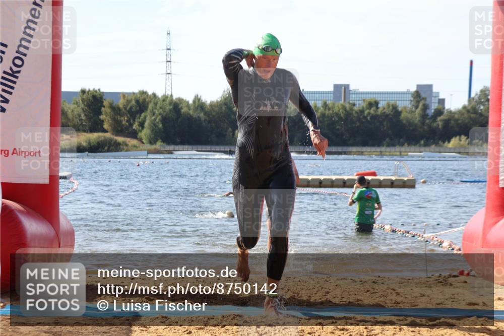 07.09.2025 - 19. Norderstedt Triathlon Luisa Fischer http://msf.ph/oto/8750142 07.09.2025 11:14:13 Schwimmen 746, 787 meine-sportfotos.de