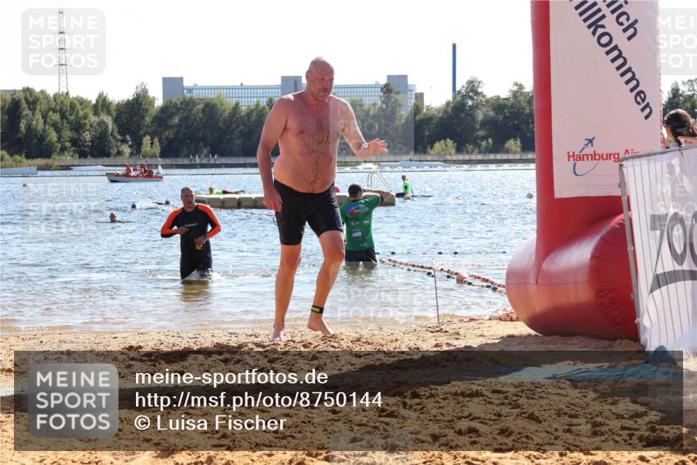 07.09.2025 - 19. Norderstedt Triathlon Luisa Fischer http://msf.ph/oto/8750144 07.09.2025 15:18:22 Schwimmen 1516 meine-sportfotos.de