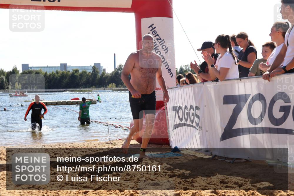 07.09.2025 - 19. Norderstedt Triathlon Luisa Fischer http://msf.ph/oto/8750161 07.09.2025 15:18:24 Schwimmen 1516 meine-sportfotos.de