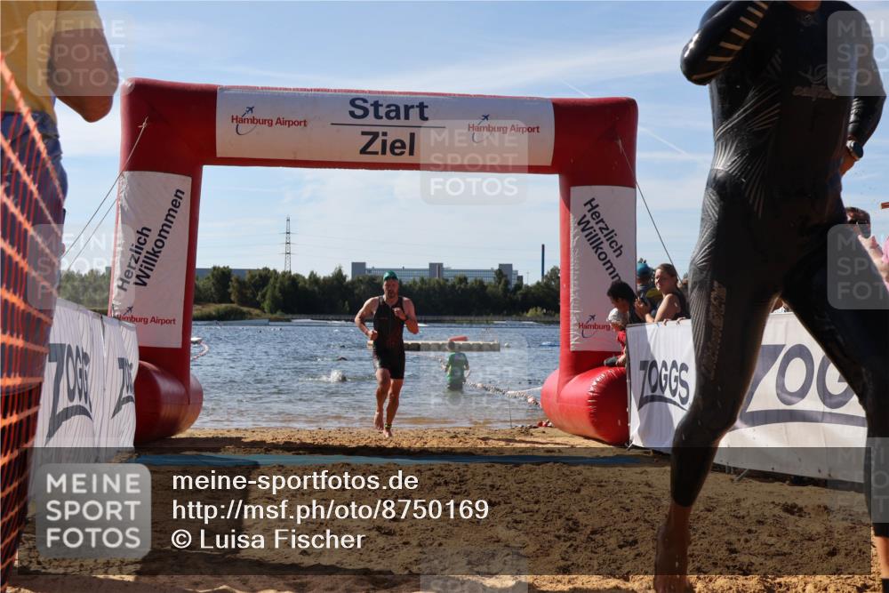 07.09.2025 - 19. Norderstedt Triathlon Luisa Fischer http://msf.ph/oto/8750169 07.09.2025 11:14:15 Schwimmen 746, 787 meine-sportfotos.de