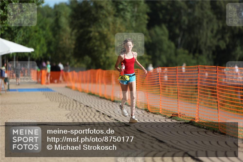 07.09.2025 - 19. Norderstedt Triathlon Michael Strokosch http://msf.ph/oto/8750177 07.09.2025 09:52:44 Laufen 620 meine-sportfotos.de