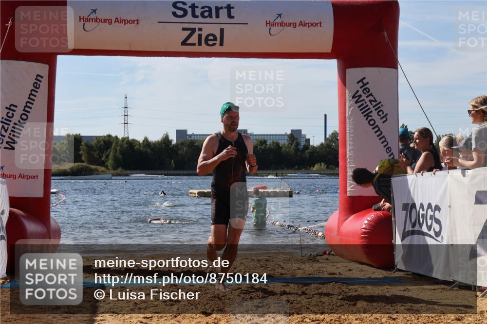 07.09.2025 - 19. Norderstedt Triathlon Luisa Fischer http://msf.ph/oto/8750184 07.09.2025 11:14:16 Schwimmen 746, 787 meine-sportfotos.de