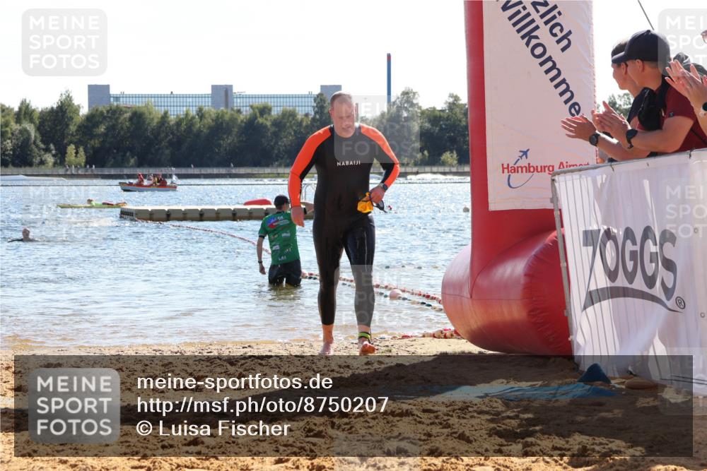07.09.2025 - 19. Norderstedt Triathlon Luisa Fischer http://msf.ph/oto/8750207 07.09.2025 15:18:30 Schwimmen 381, 1516 meine-sportfotos.de