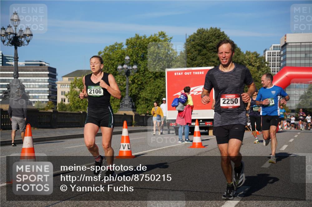 07.09.2025 - BARMER Alsterlauf Yannick Fuchs http://msf.ph/oto/8750215 07.09.2025 09:34:43 Laufen 2106, 2250, 3405, 33 meine-sportfotos.de