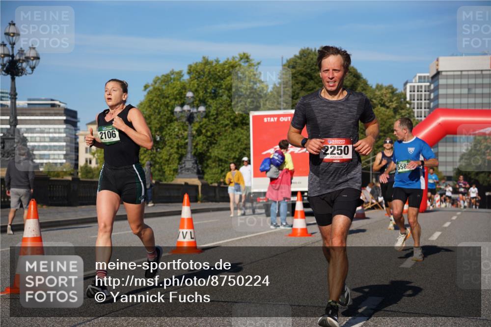 07.09.2025 - BARMER Alsterlauf Yannick Fuchs http://msf.ph/oto/8750224 07.09.2025 09:34:43 Laufen 2106, 2250, 558 meine-sportfotos.de