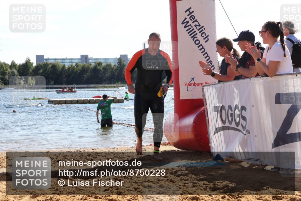07.09.2025 - 19. Norderstedt Triathlon Luisa Fischer http://msf.ph/oto/8750228 07.09.2025 15:18:32 Schwimmen 381, 1516 meine-sportfotos.de
