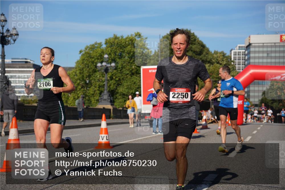 07.09.2025 - BARMER Alsterlauf Yannick Fuchs http://msf.ph/oto/8750230 07.09.2025 09:34:43 Laufen 2106, 36, 2250 meine-sportfotos.de