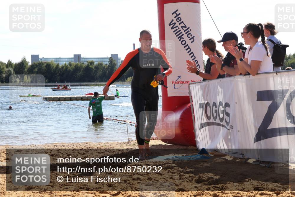 07.09.2025 - 19. Norderstedt Triathlon Luisa Fischer http://msf.ph/oto/8750232 07.09.2025 15:18:33 Schwimmen 381, 1516 meine-sportfotos.de