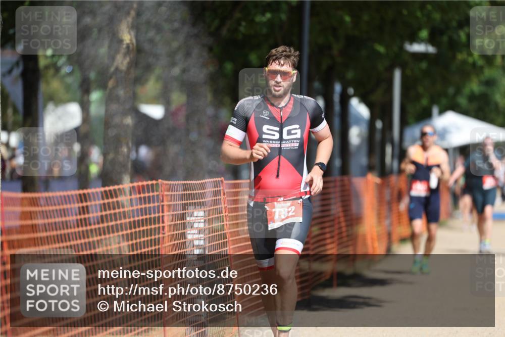 07.09.2025 - 19. Norderstedt Triathlon Michael Strokosch http://msf.ph/oto/8750236 07.09.2025 12:43:08 Laufen 732, 1294, 1351 meine-sportfotos.de