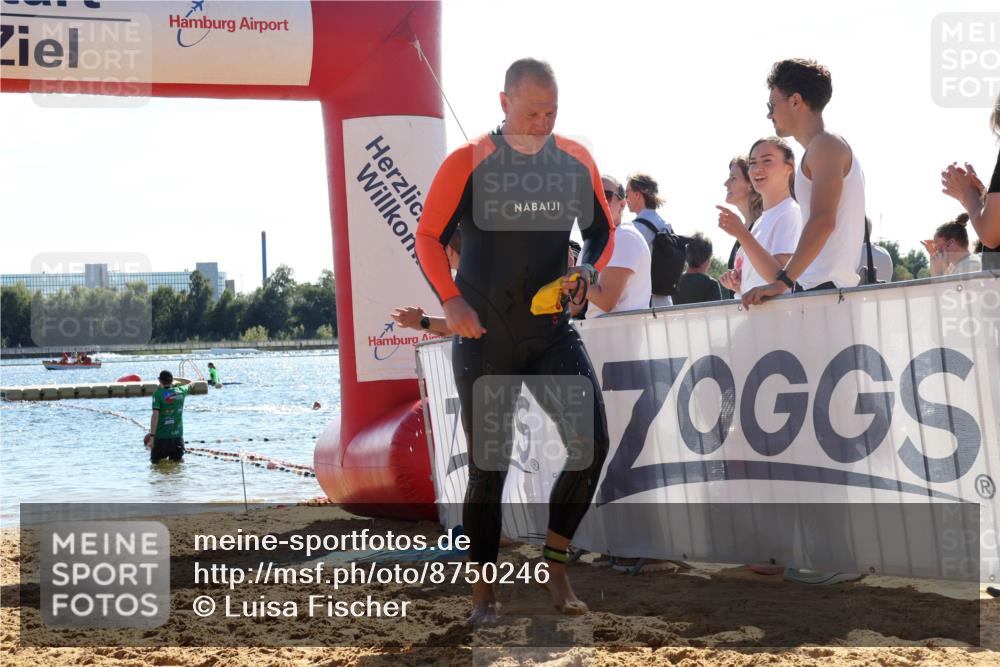07.09.2025 - 19. Norderstedt Triathlon Luisa Fischer http://msf.ph/oto/8750246 07.09.2025 15:18:35 Schwimmen 381, 1516 meine-sportfotos.de