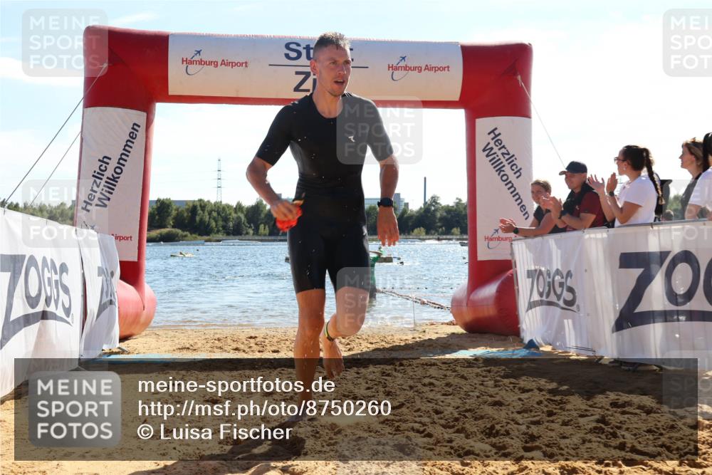 07.09.2025 - 19. Norderstedt Triathlon Luisa Fischer http://msf.ph/oto/8750260 07.09.2025 15:19:03 Schwimmen 372 meine-sportfotos.de