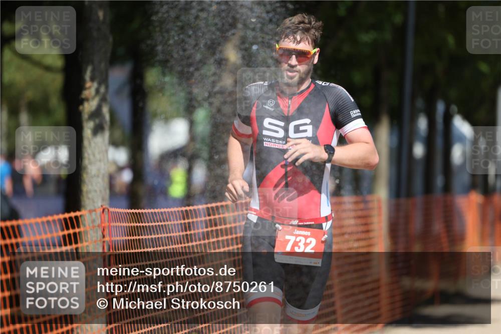 07.09.2025 - 19. Norderstedt Triathlon Michael Strokosch http://msf.ph/oto/8750261 07.09.2025 12:43:09 Laufen 732, 1294, 1351 meine-sportfotos.de