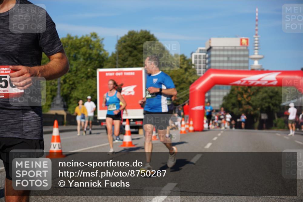 07.09.2025 - BARMER Alsterlauf Yannick Fuchs http://msf.ph/oto/8750267 07.09.2025 09:34:44 Laufen 56 meine-sportfotos.de