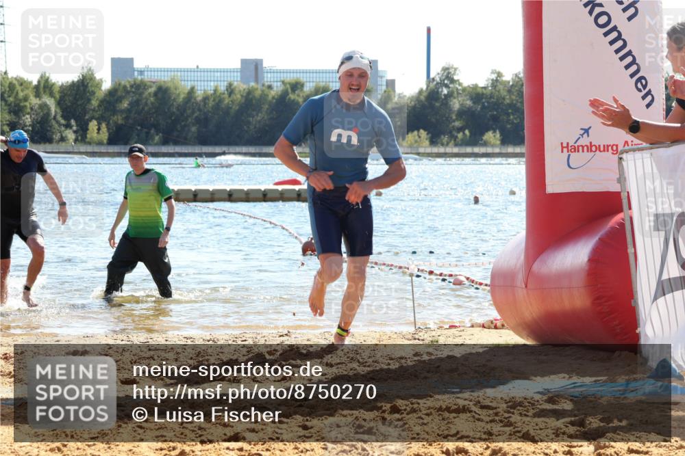 07.09.2025 - 19. Norderstedt Triathlon Luisa Fischer http://msf.ph/oto/8750270 07.09.2025 15:19:29 Schwimmen 371, 386, 1452 meine-sportfotos.de