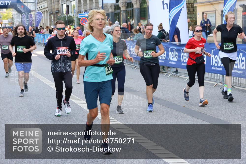 07.09.2025 - BARMER Alsterlauf Strokosch-Dieckow http://msf.ph/oto/8750271 07.09.2025 10:15:41 Ziel 2321, 2343, 2354, 2407, 2690, 2943, 2961, 2974, 3014, 3061, 3429, 3430, 3539, 3621, 3648, 3649, 3742, 3772, 3817, 4221, 4315, 4468, 4538, 4719, 4720, 4768, 5121, 5563, 8222 meine-sportfotos.de