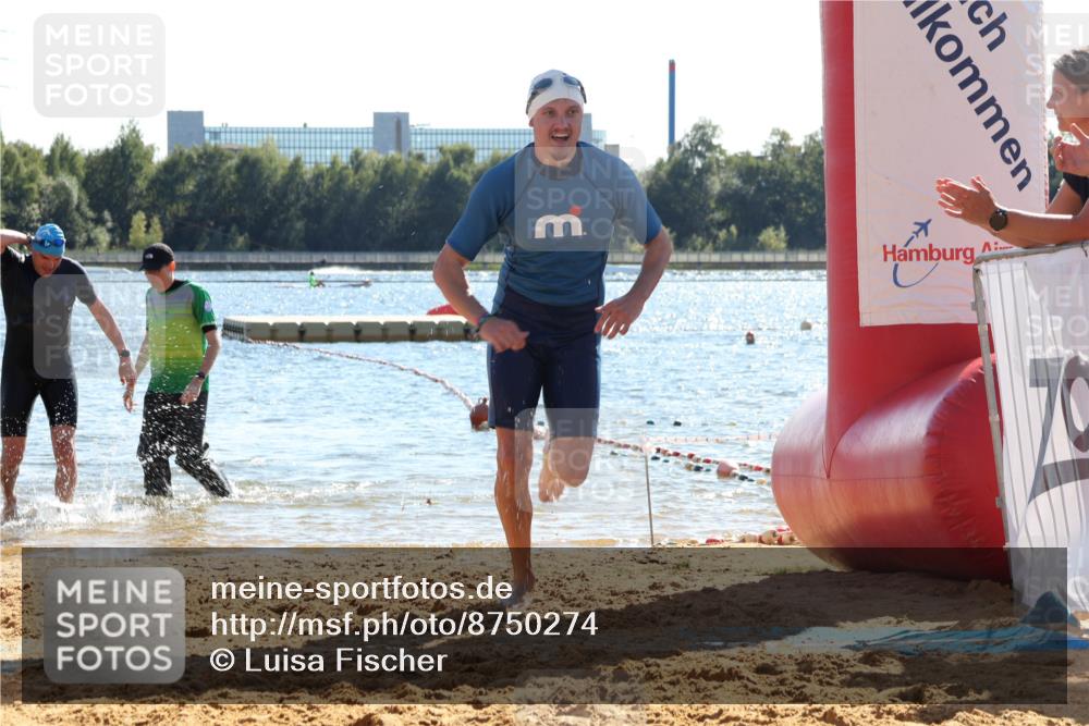 07.09.2025 - 19. Norderstedt Triathlon Luisa Fischer http://msf.ph/oto/8750274 07.09.2025 15:19:29 Schwimmen 371, 386, 1452 meine-sportfotos.de