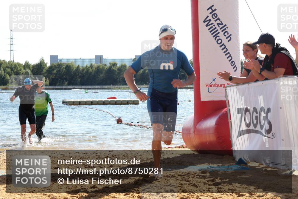 07.09.2025 - 19. Norderstedt Triathlon Luisa Fischer http://msf.ph/oto/8750281 07.09.2025 15:19:30 Schwimmen 371, 386, 1452 meine-sportfotos.de