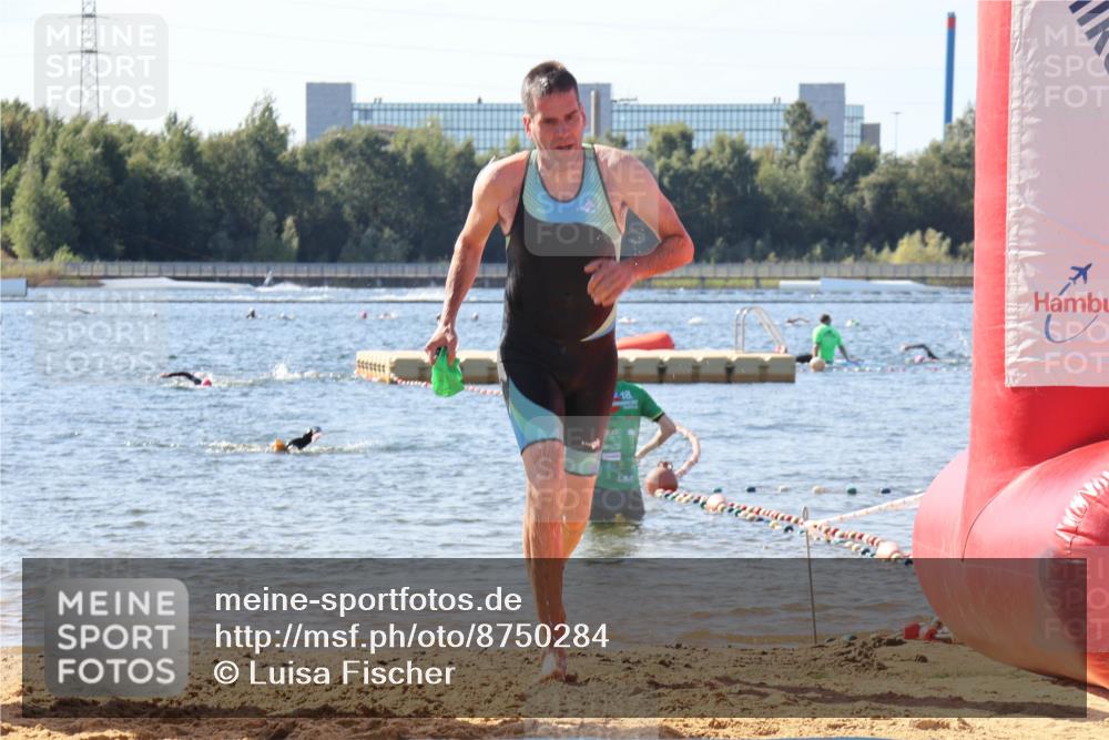 07.09.2025 - 19. Norderstedt Triathlon Luisa Fischer http://msf.ph/oto/8750284 07.09.2025 11:14:46 Schwimmen 1332 meine-sportfotos.de