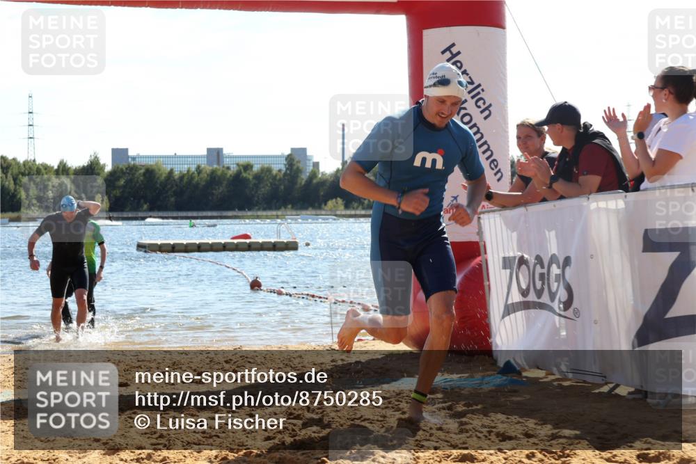 07.09.2025 - 19. Norderstedt Triathlon Luisa Fischer http://msf.ph/oto/8750285 07.09.2025 15:19:30 Schwimmen 371, 386, 1452 meine-sportfotos.de