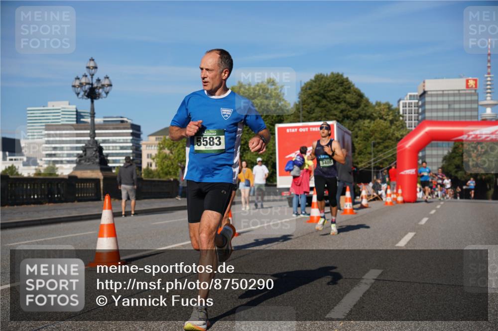 07.09.2025 - BARMER Alsterlauf Yannick Fuchs http://msf.ph/oto/8750290 07.09.2025 09:34:45 Laufen 6, 5583, 3405 meine-sportfotos.de
